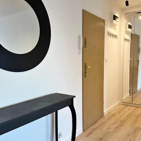 Kamienica * Βαρσοβία